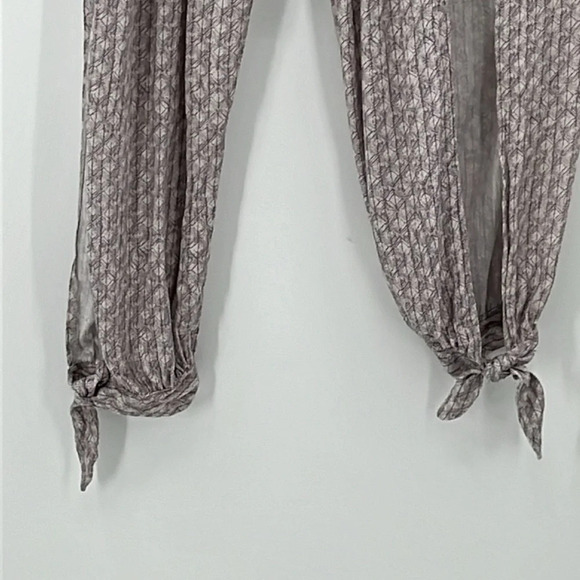 Dress Forum Split Leg Ankle Tie Spaghetti Strap Jumpsuit in Grey - Size Large - Picture 5 of 9